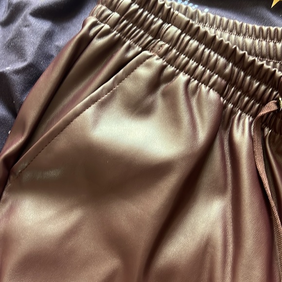 Burgundy faux leather pants - Picture 3 of 5